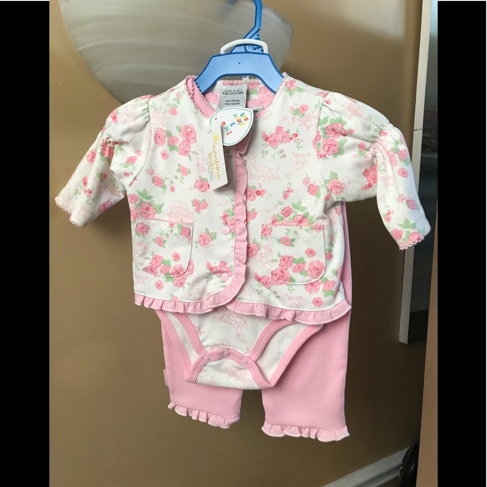 Baby 👶🏻 3 piece set